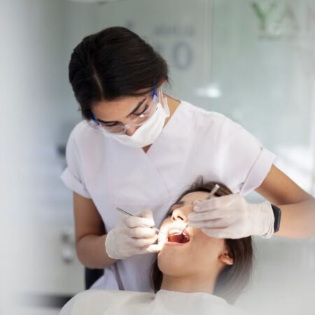Skilled Dental Surgeon Lahore: Finding Quality Dental Care in the City