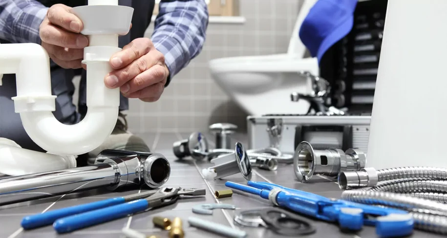 What to Expect When You Hire a Professional Plumbing Company for Major Repairs